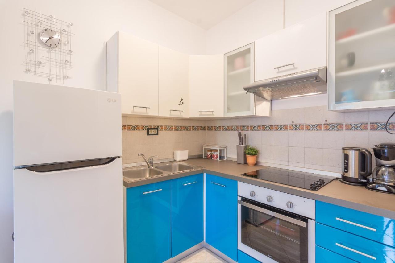 Secret Garden Apartment Porec Exterior photo
